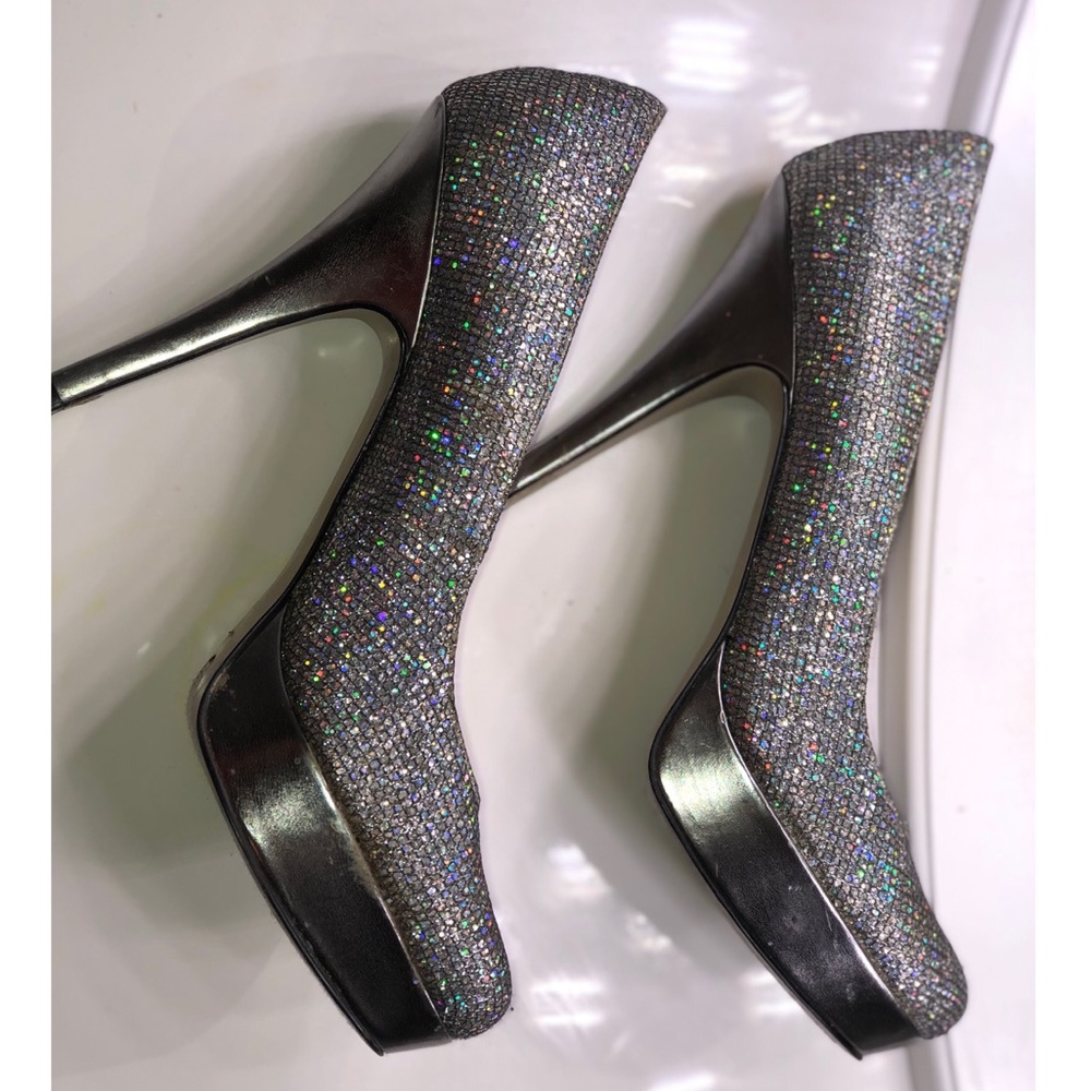 Enzo Anguiolini Heels.